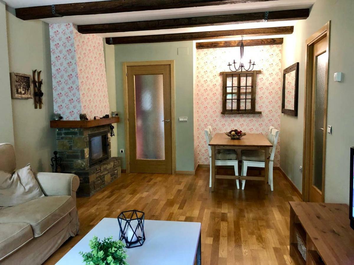 Acogedor apartamento en el corazón del Valle Les Bordes Exterior foto